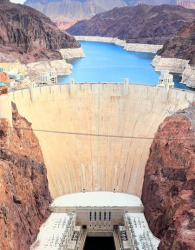 محطات الطاقة الكهرومائية